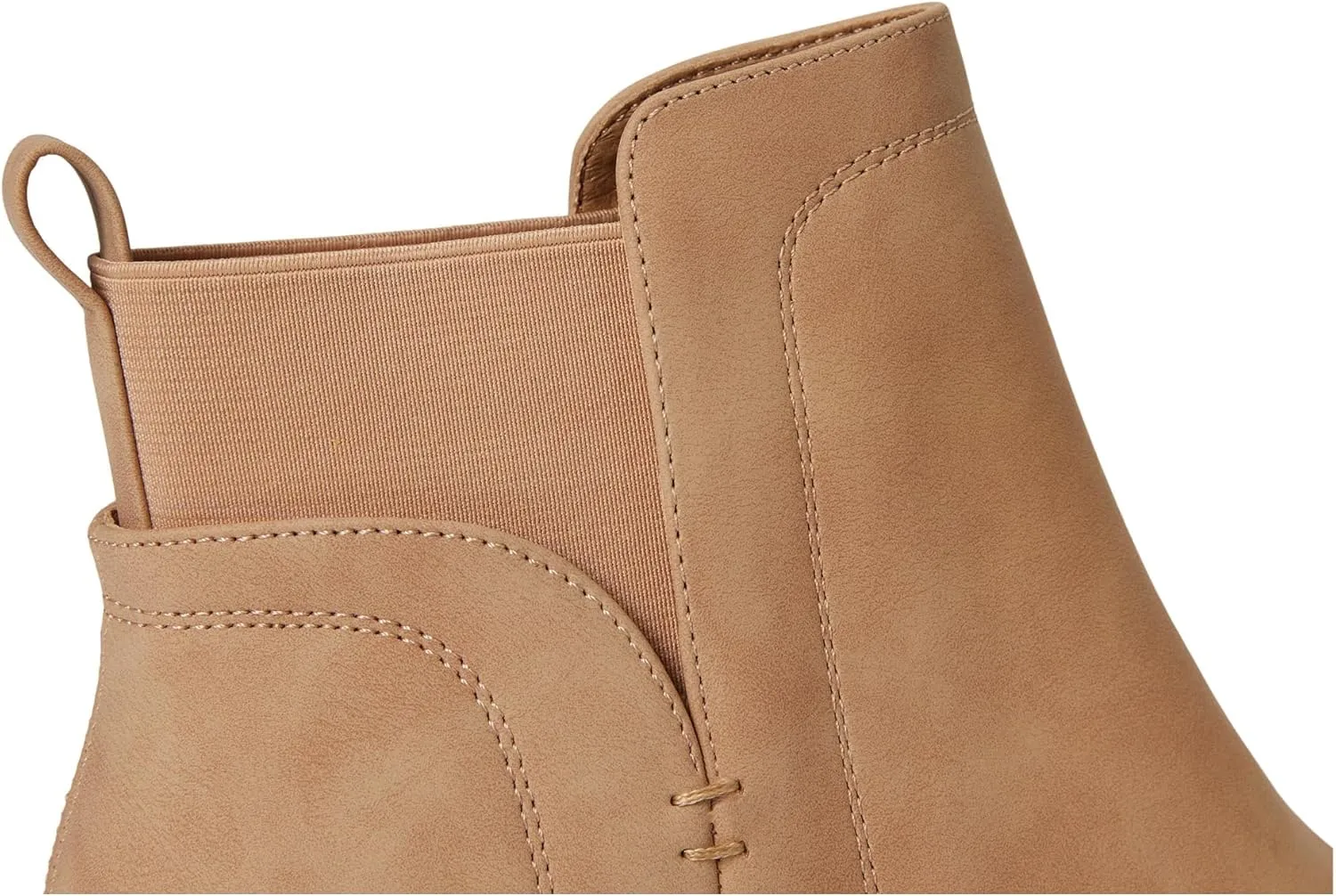 DV Dolce Vita Women's Rielle Ankle Boot