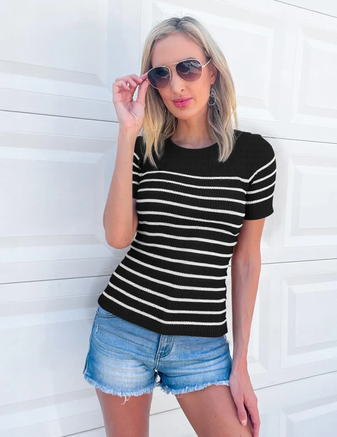 ZESICA Women's Short Sleeve Crewneck Striped T Shirt 2025 Summer Ribbed Knit Slim Fit Casual Basic Tee Tops